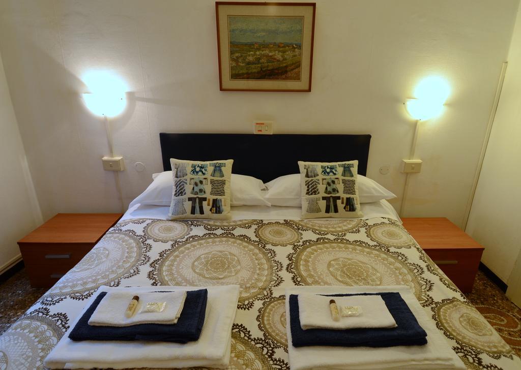 Albergo Novecento Genova Cameră foto